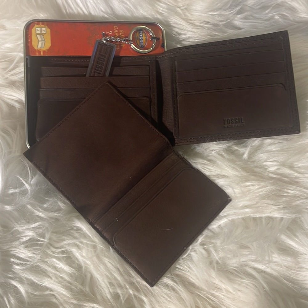 New Fossil Wallet & Keychain - image 2